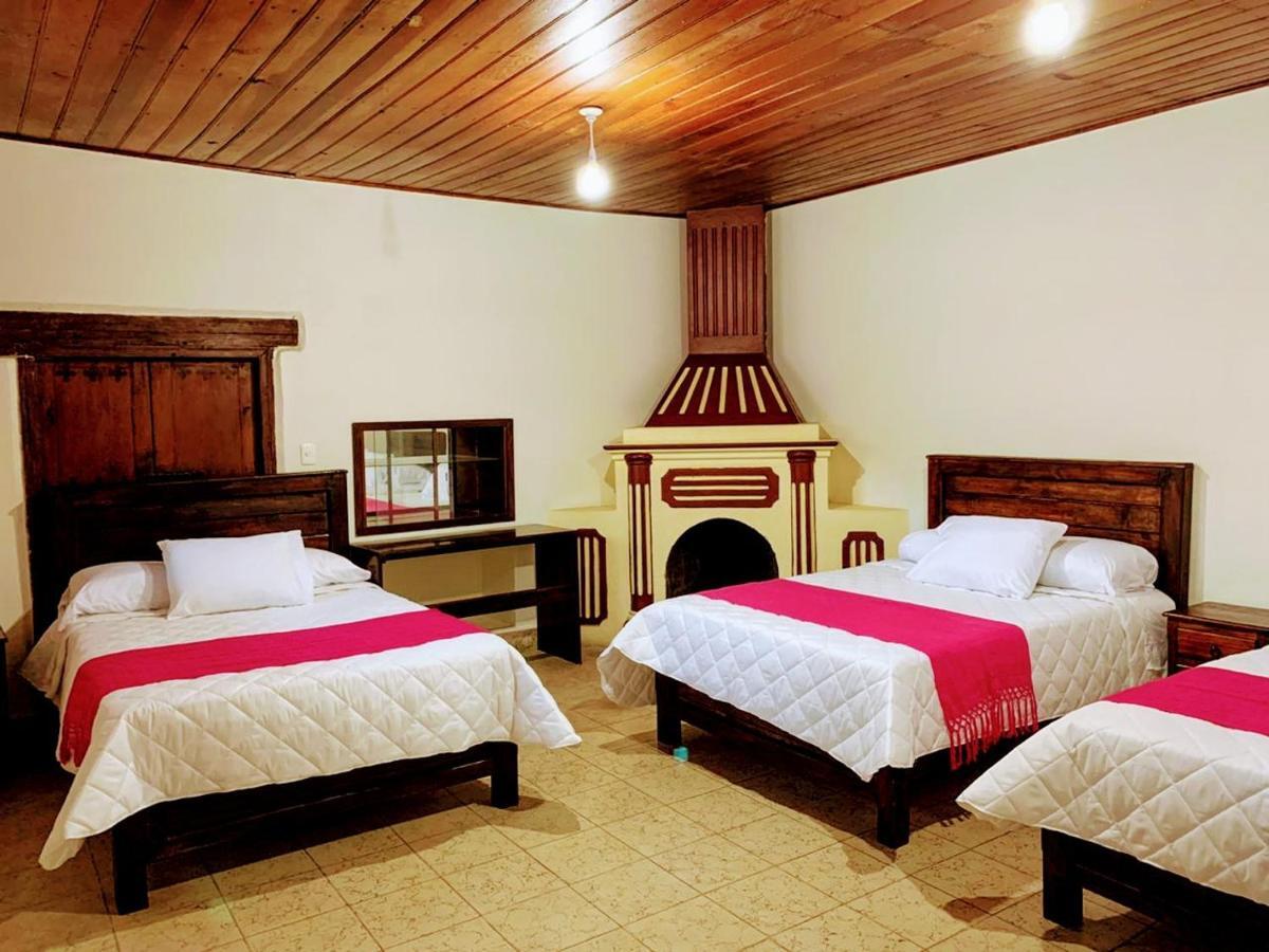 Hotel Casa D'Lina Centro San Cristóbal de Las Casas Dış mekan fotoğraf